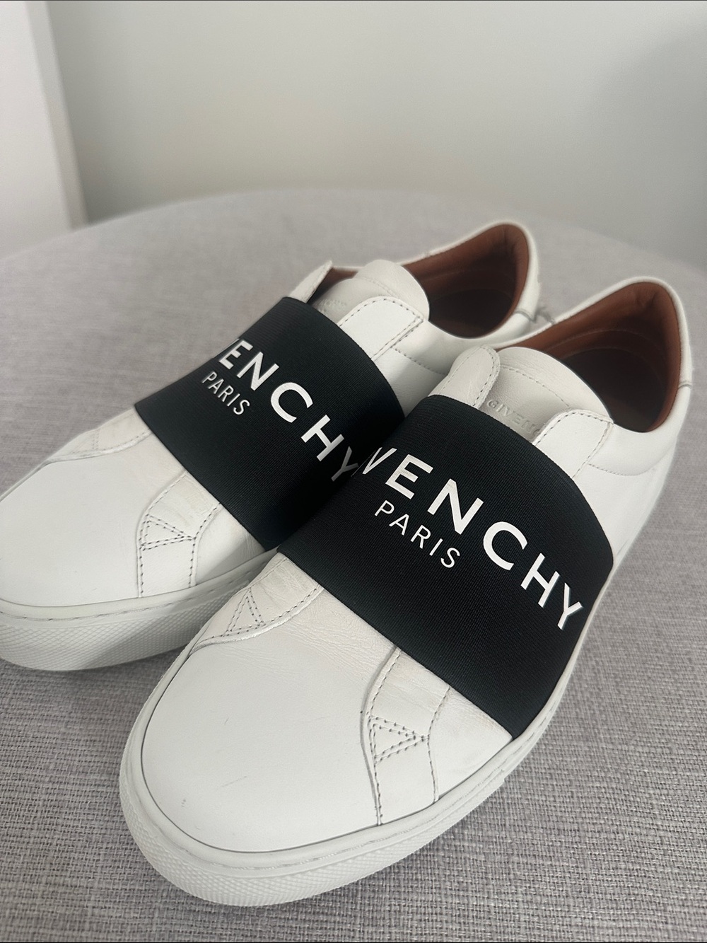 Givenchy White Leather Sneakers with Black Logo Band